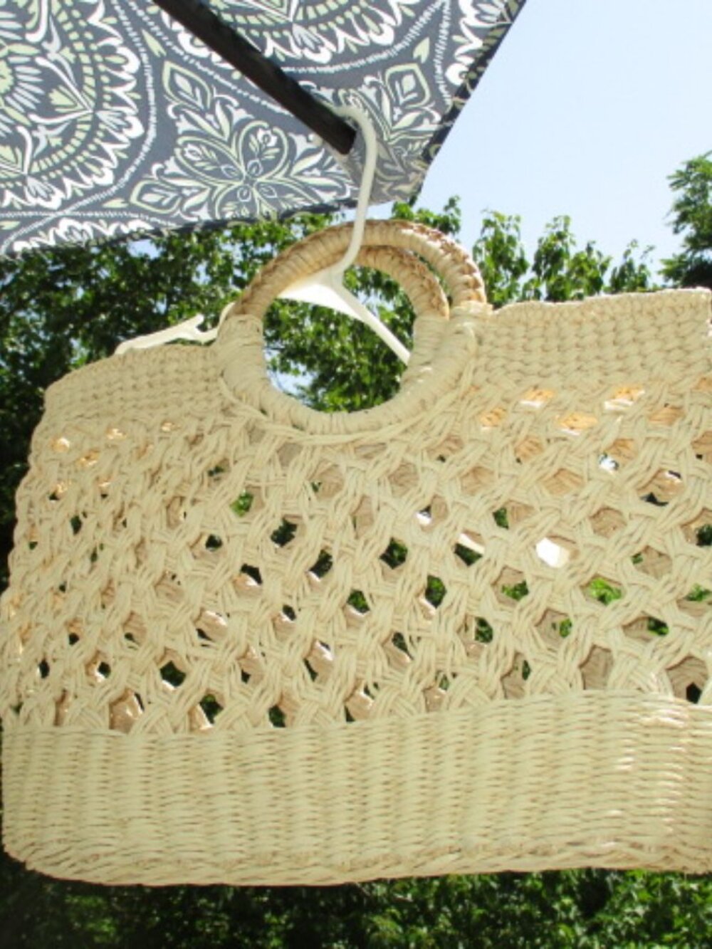 Straw Macrame Beach Bag with circle handles New